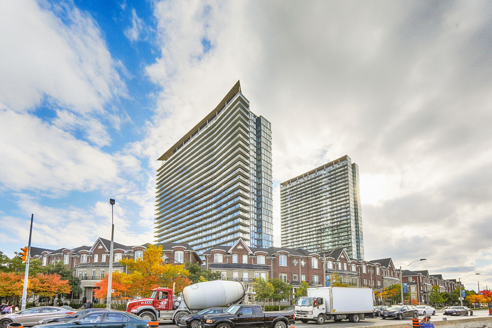 Exterior — NXT Condos, West End, Toronto