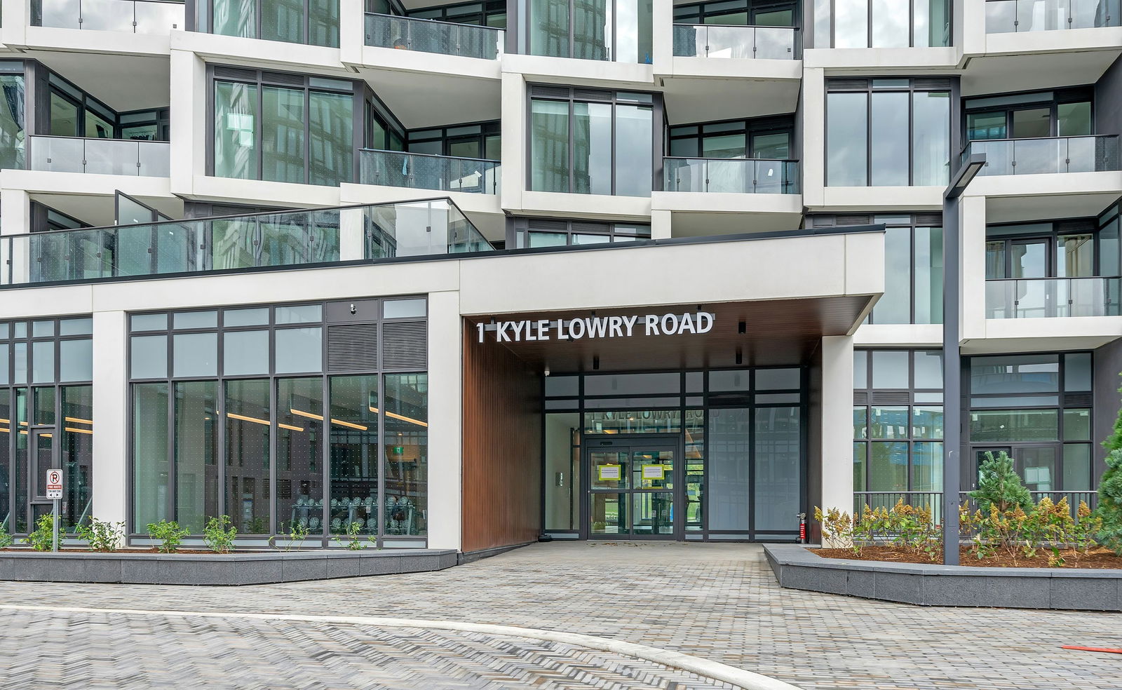 Entrance — Crest at Crosstown, North York, Toronto