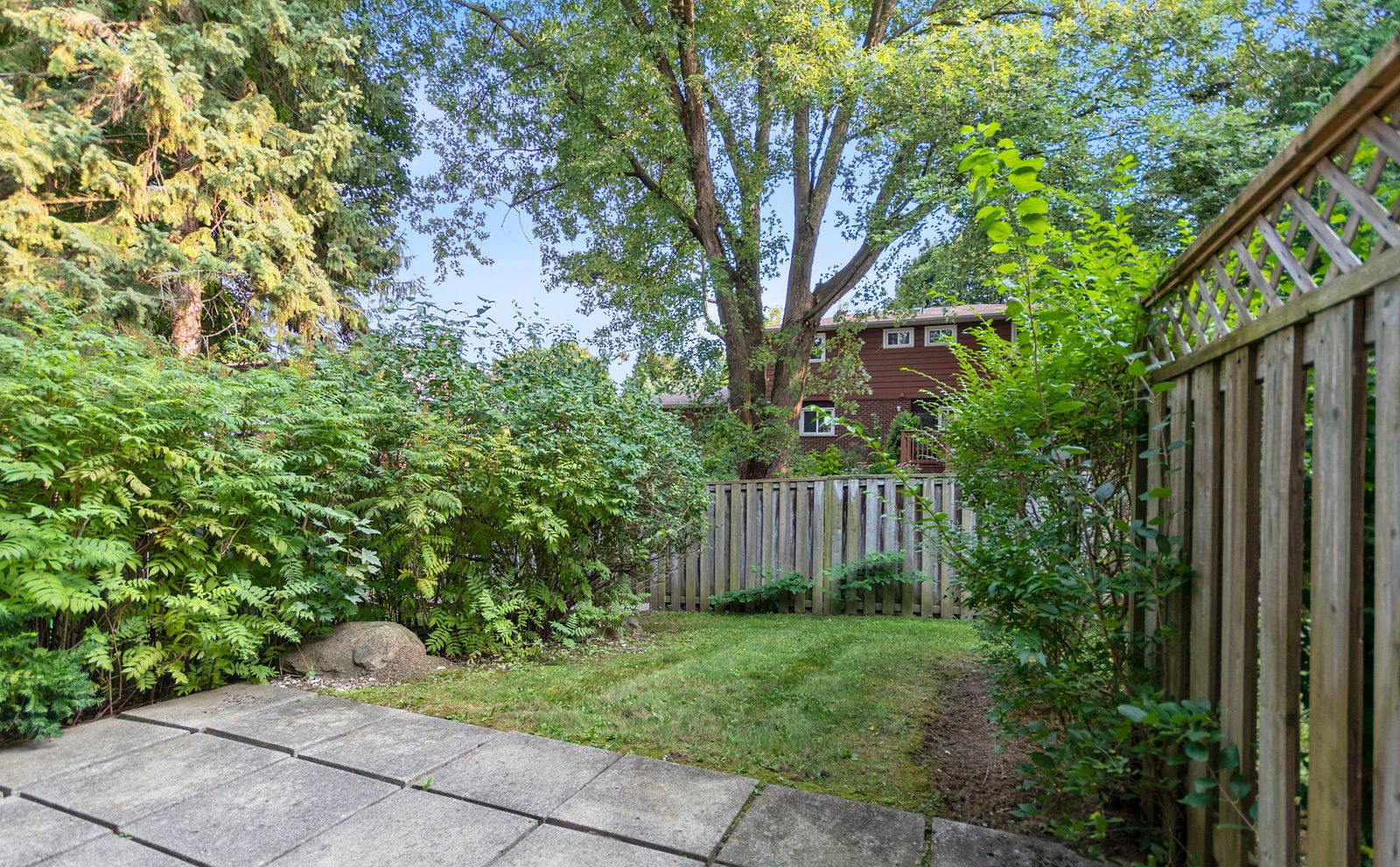 Patio — Stonedale Placeway Townhomes, North York, Toronto