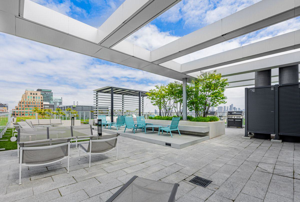 Rooftop Deck — Zigg Condos, Midtown, Toronto