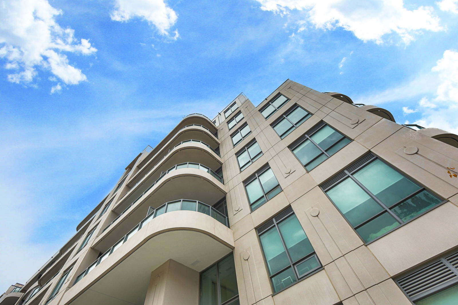 Exterior Sky — South Hill on Madison Condos, Midtown, Toronto