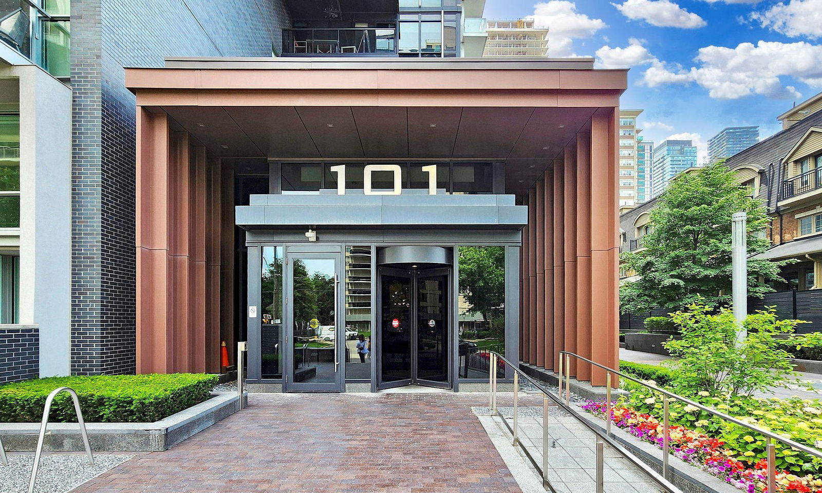 Entrance — 101 Erskine Condos, Midtown, Toronto