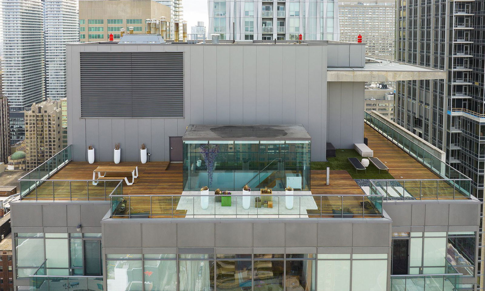 Rooftop Deck — 18 Yorkville, Downtown, Toronto