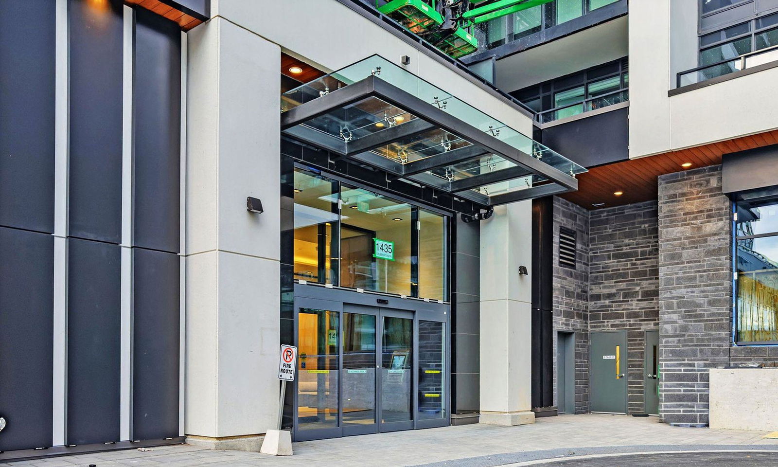 Entrance — University City 3 Towers, Pickering, Toronto