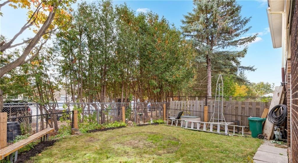 The Meadows, Ottawa, Toronto