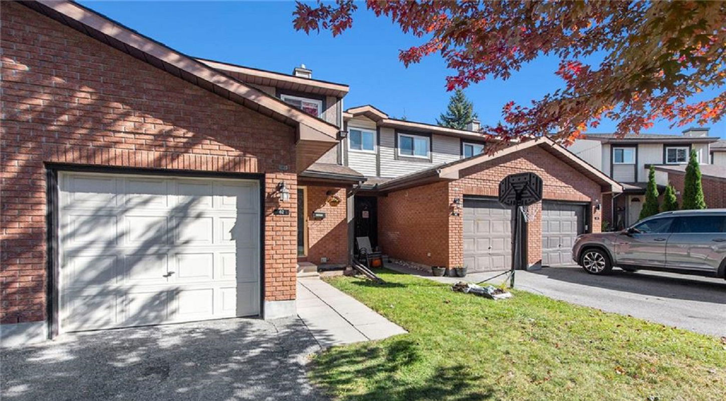 Clarkson Crescent Townhouses, Ottawa, Toronto