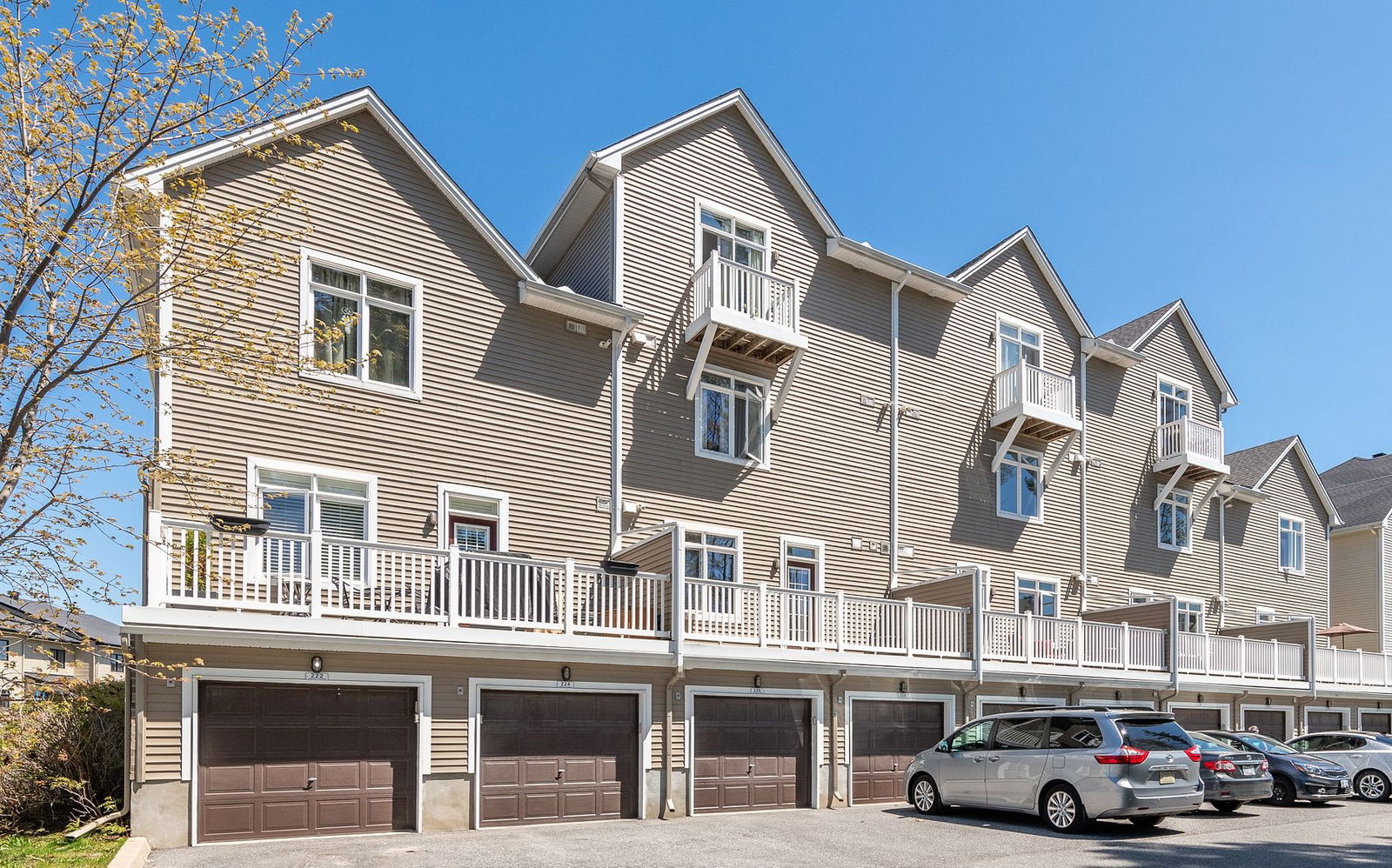 Kinghaven Crescent Townhomes, Ottawa, Toronto