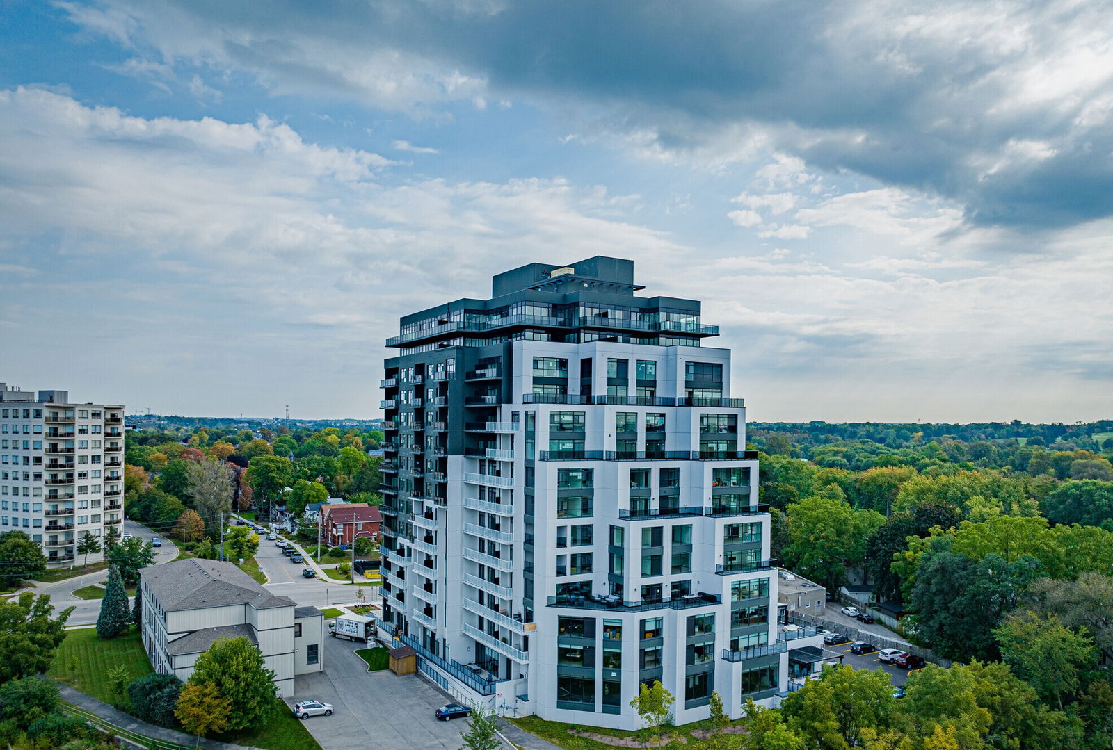 Exterior Side — Edgewater, Guelph, Toronto