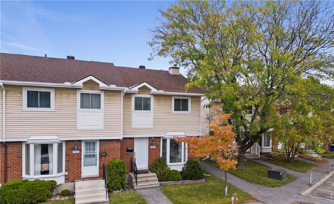 Greenvale Lane Townhouses, Ottawa, Toronto