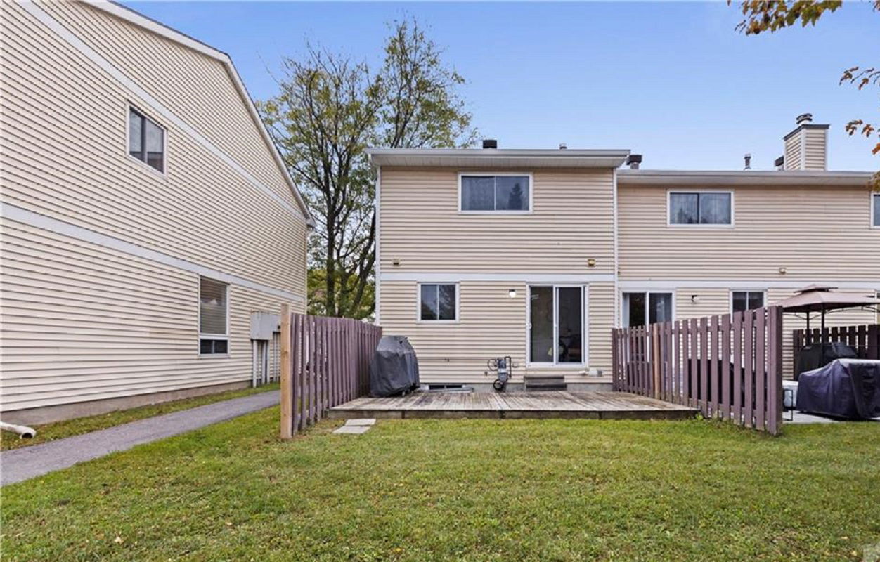 Greenvale Lane Townhouses, Ottawa, Toronto