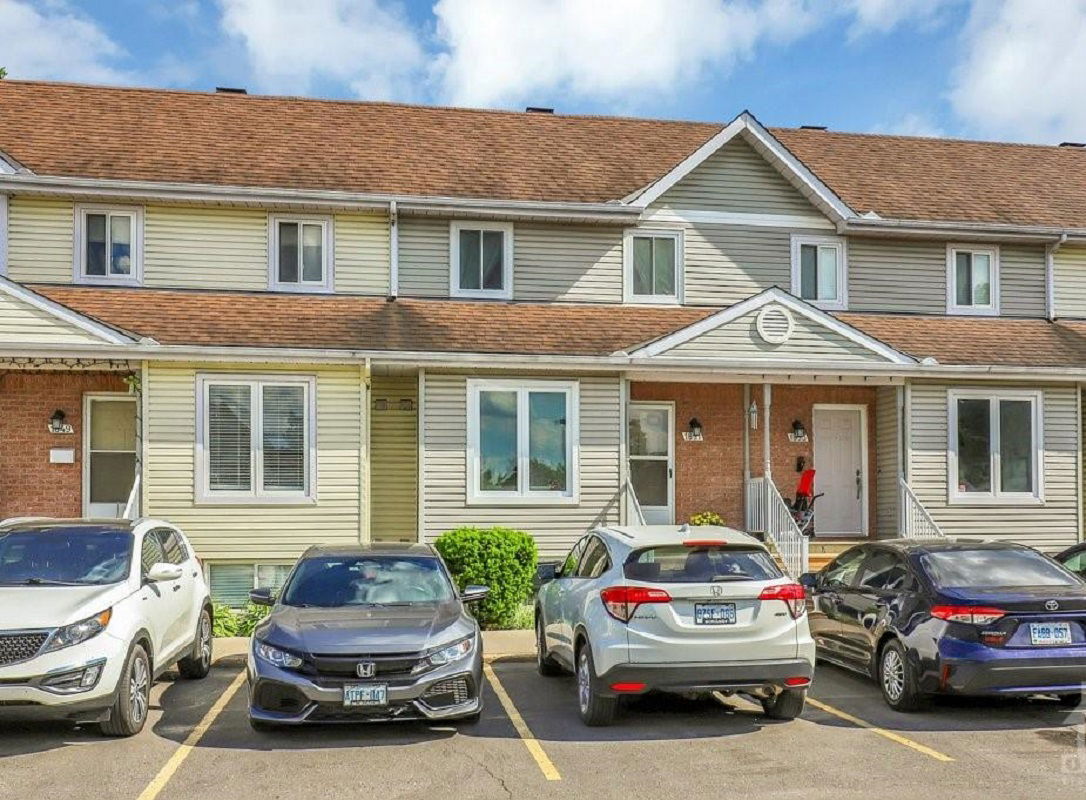 Loranger Court Townhouses, Ottawa, Toronto