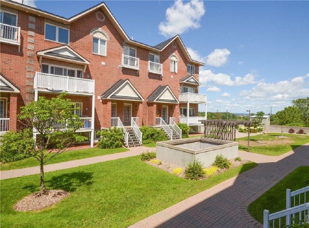 Hillside Terrace, Ottawa, Toronto