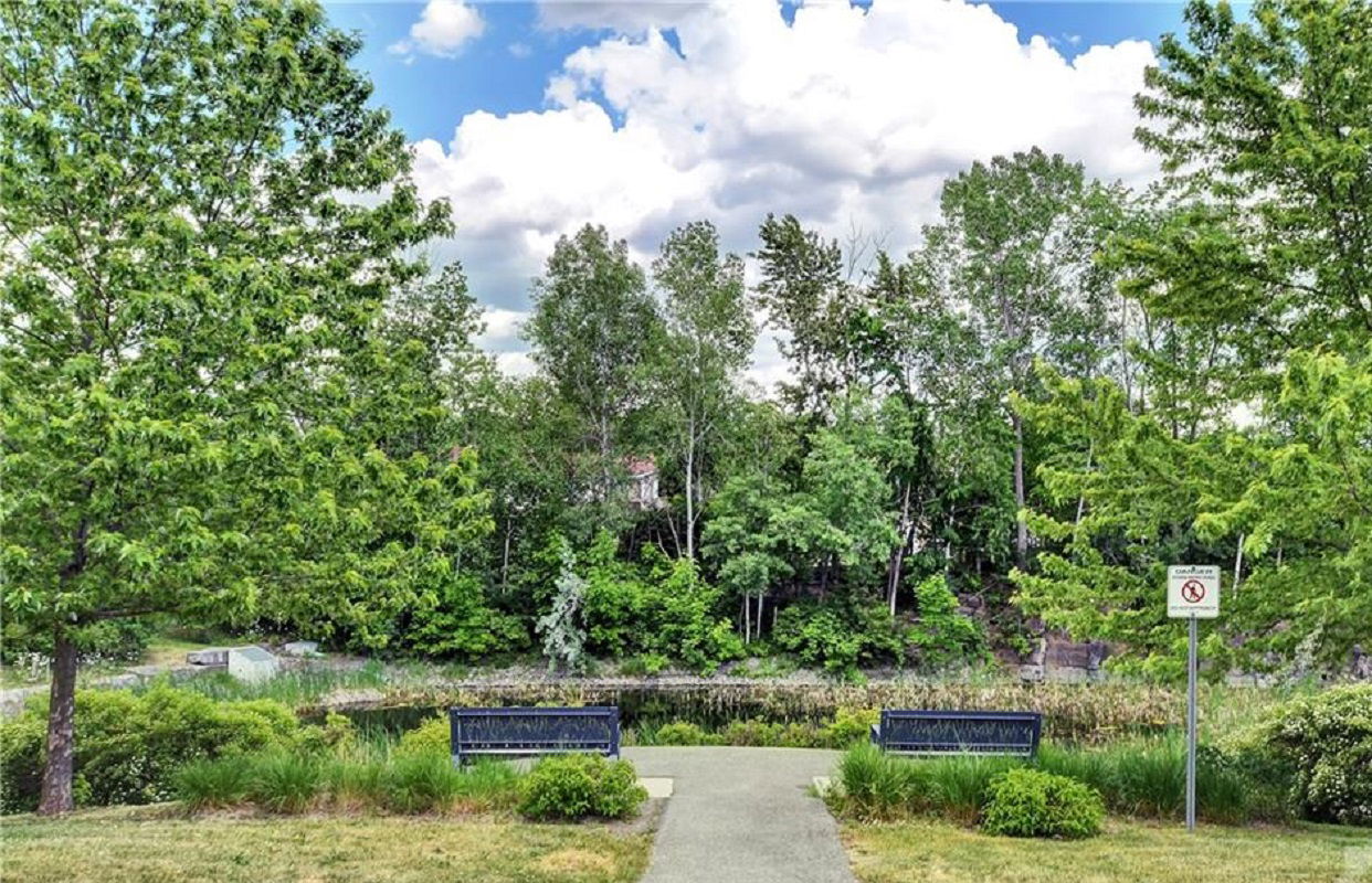 QG Townhomes, Ottawa, Toronto