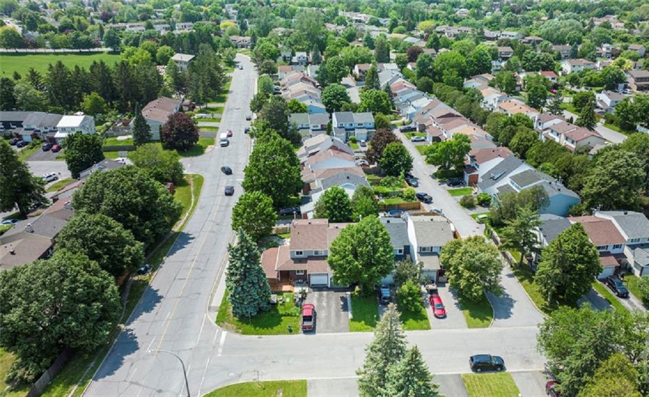 42 Glacier Street Townhomes, Ottawa, Toronto