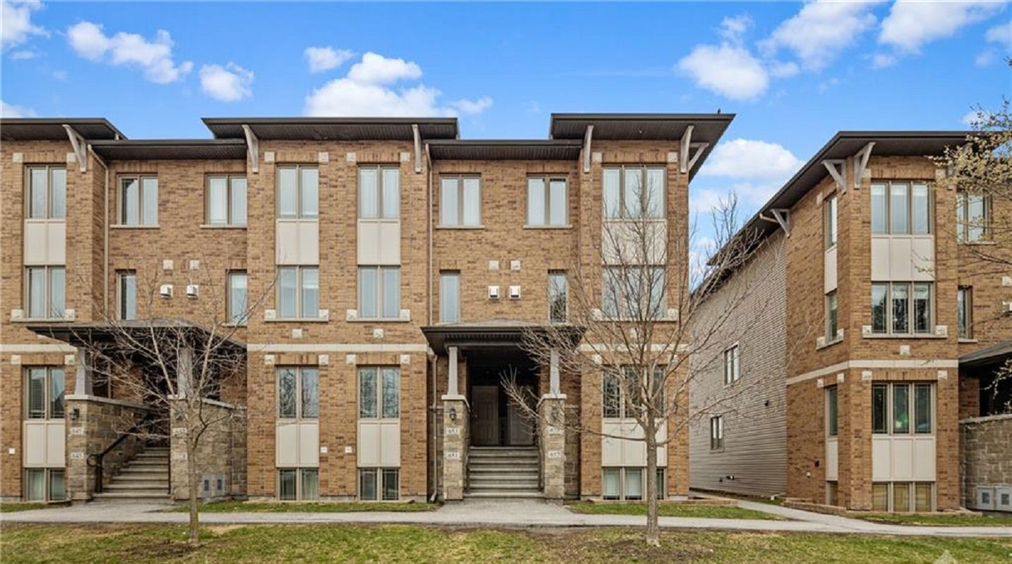 Longfields Station Terrace and Flats, Ottawa, Toronto