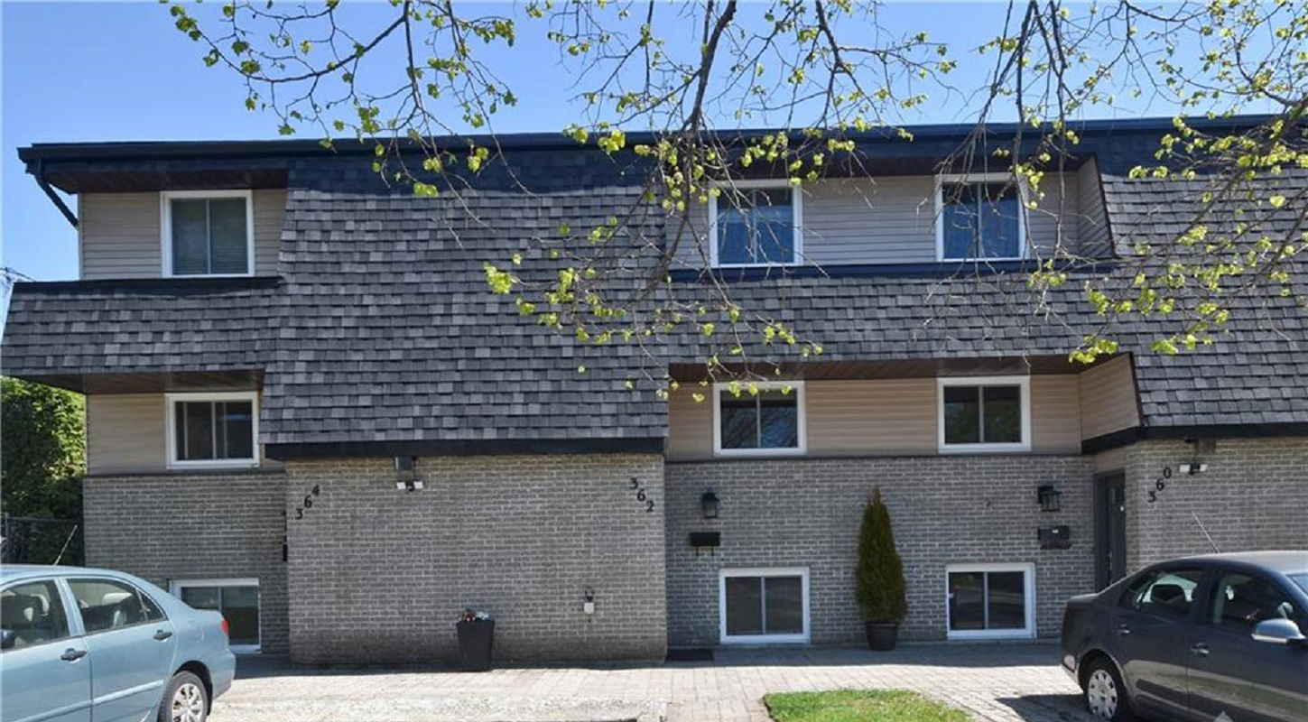 354 Montfort Townhouses, Ottawa, Toronto