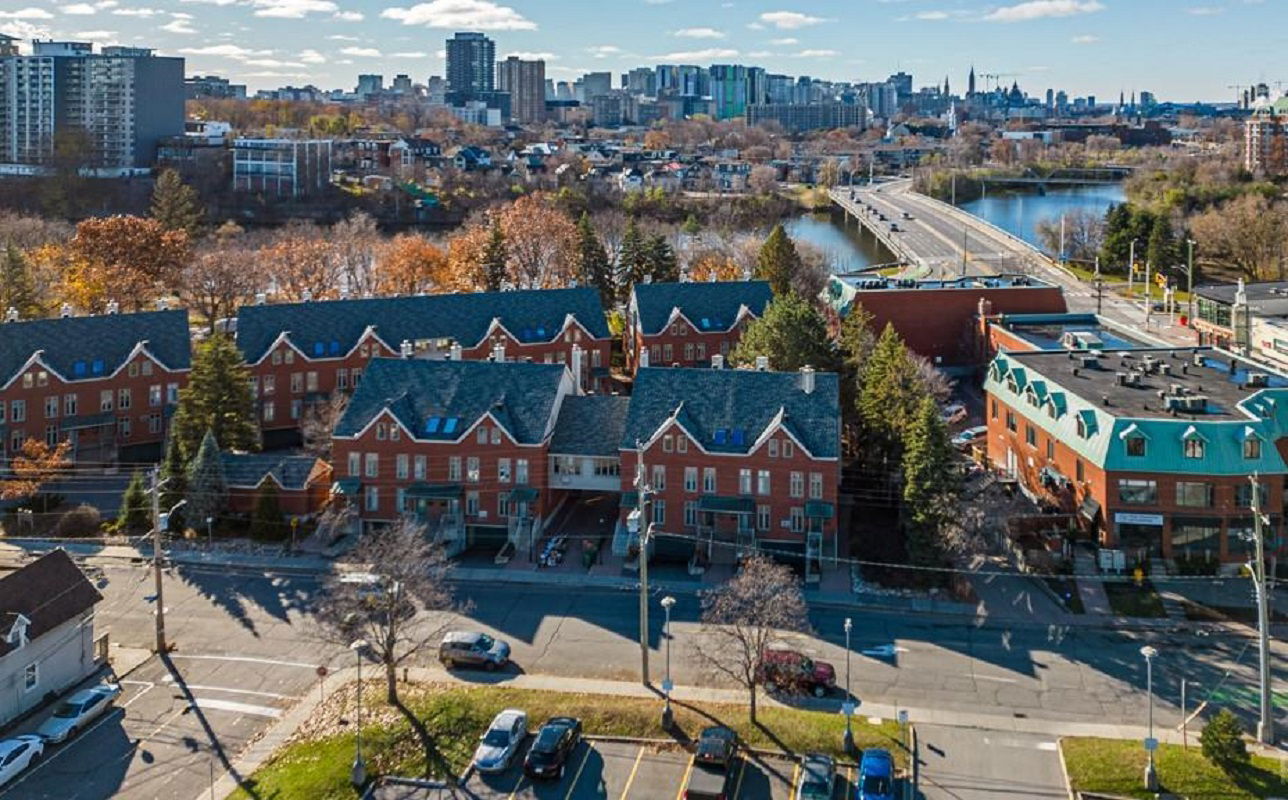 Beechwood Village, Ottawa, Toronto