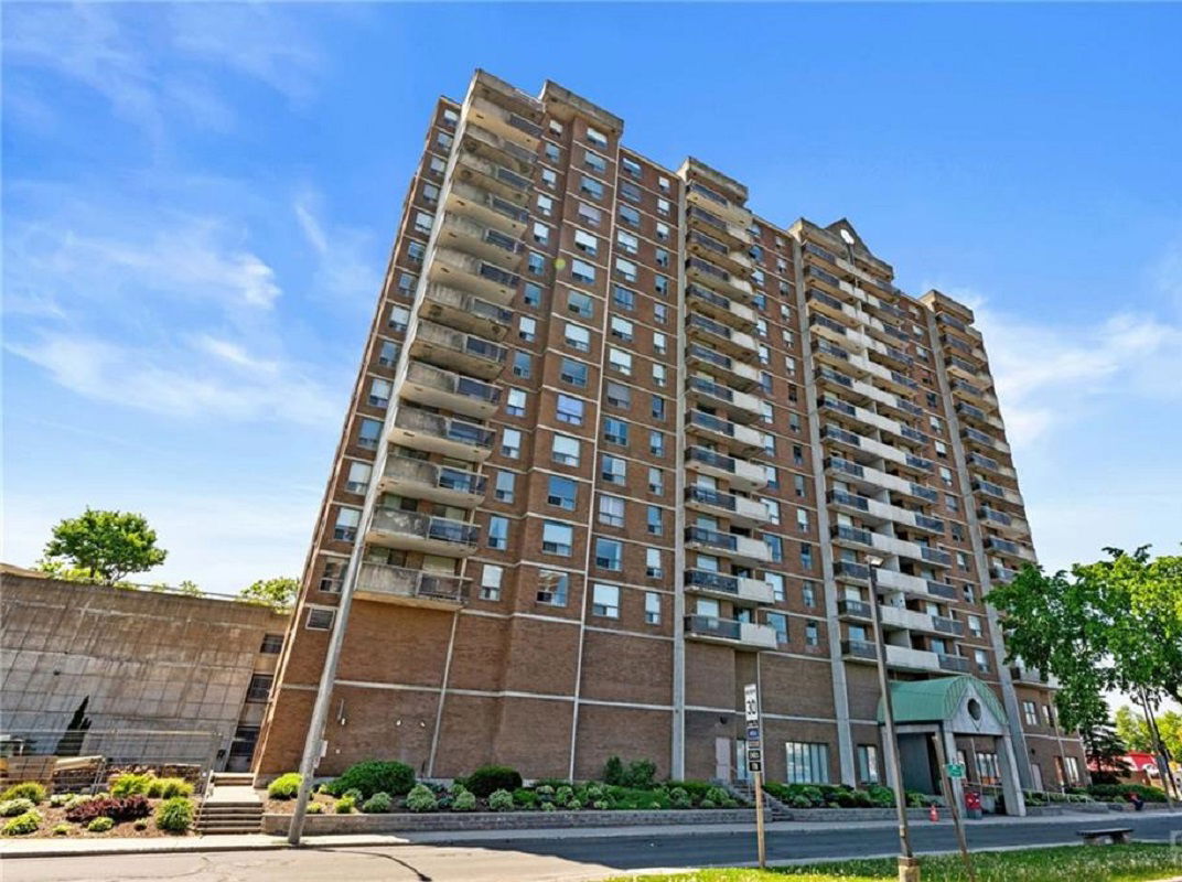 Place Lafontaine, Ottawa, Toronto