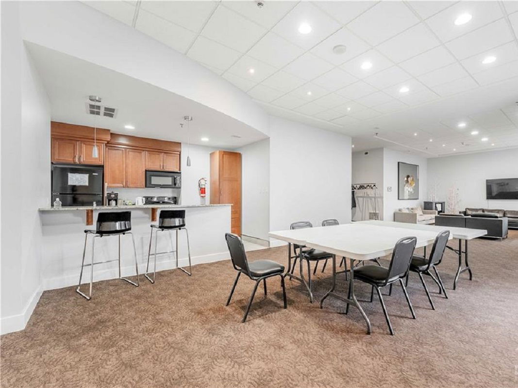 Party Room — La Tiffani, Ottawa, Toronto