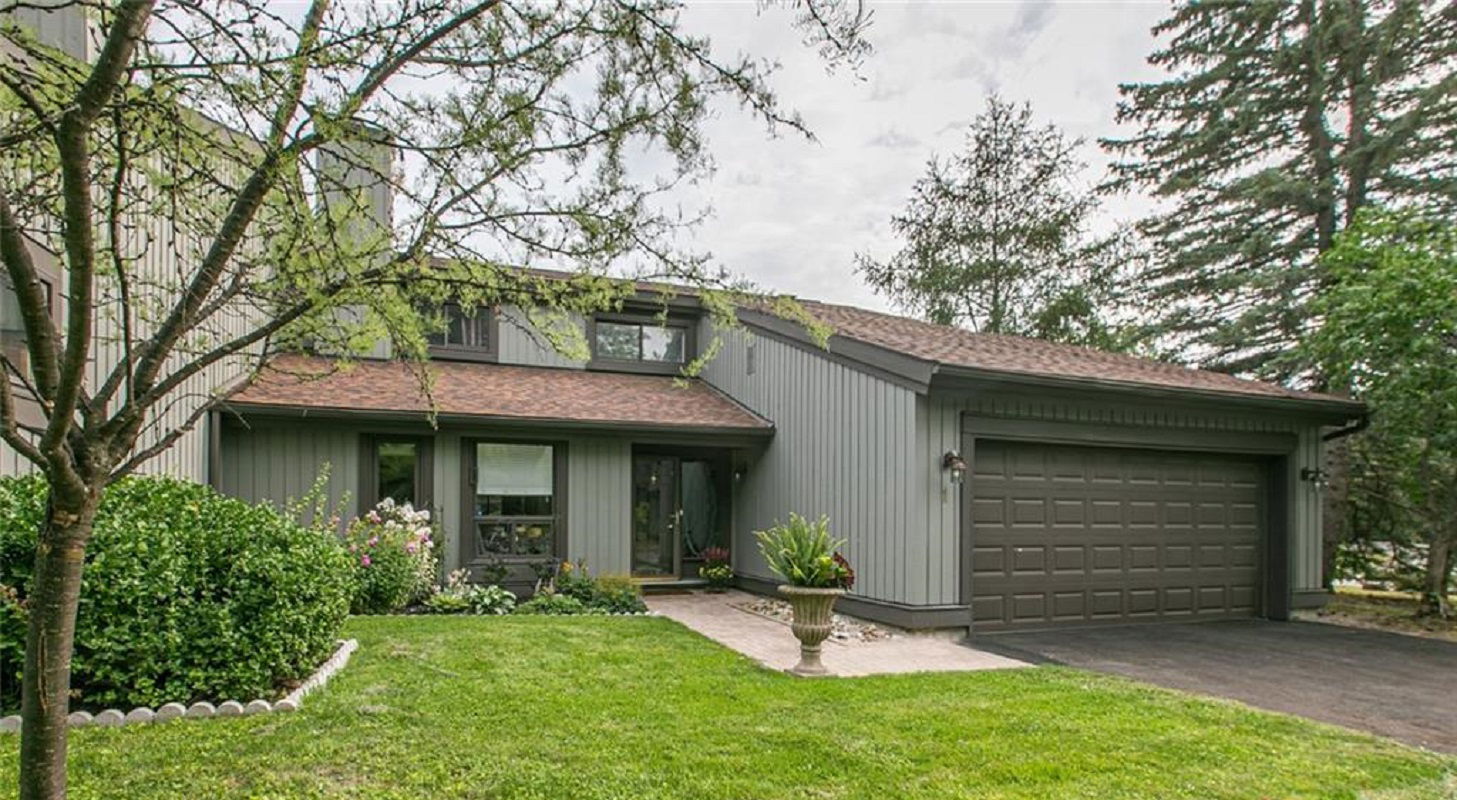 Amberwood Village, Ottawa, Toronto