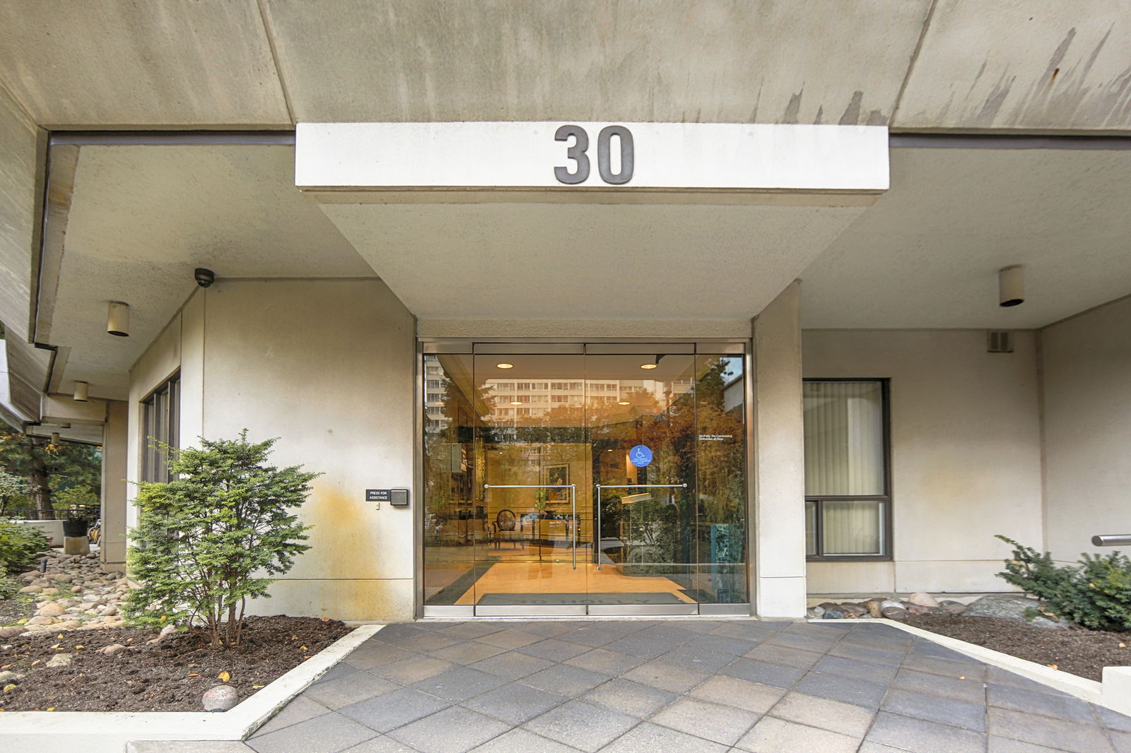 Entrance — 30 Holly Street, Midtown, Toronto