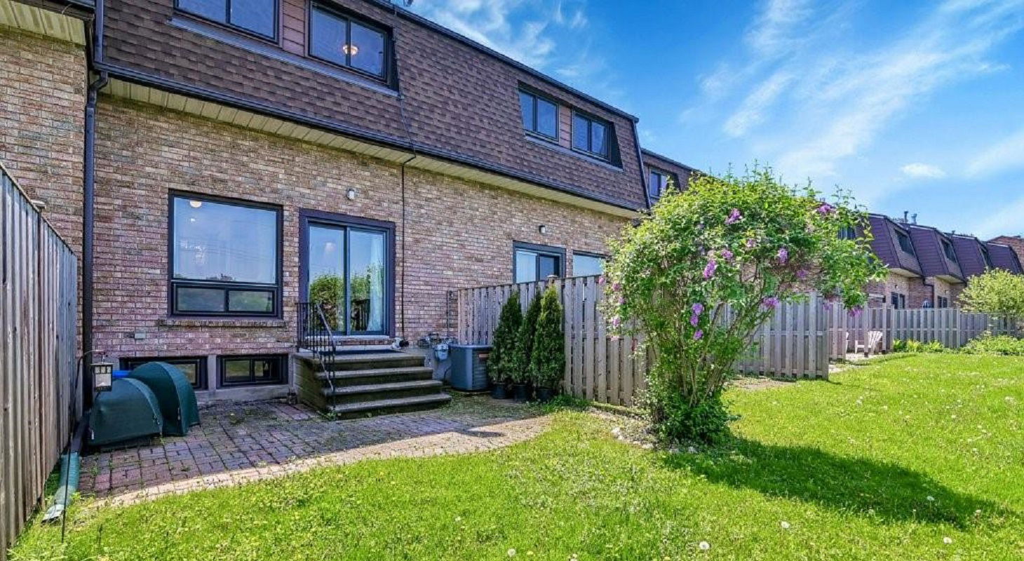 2 Bertona, Ottawa, Toronto