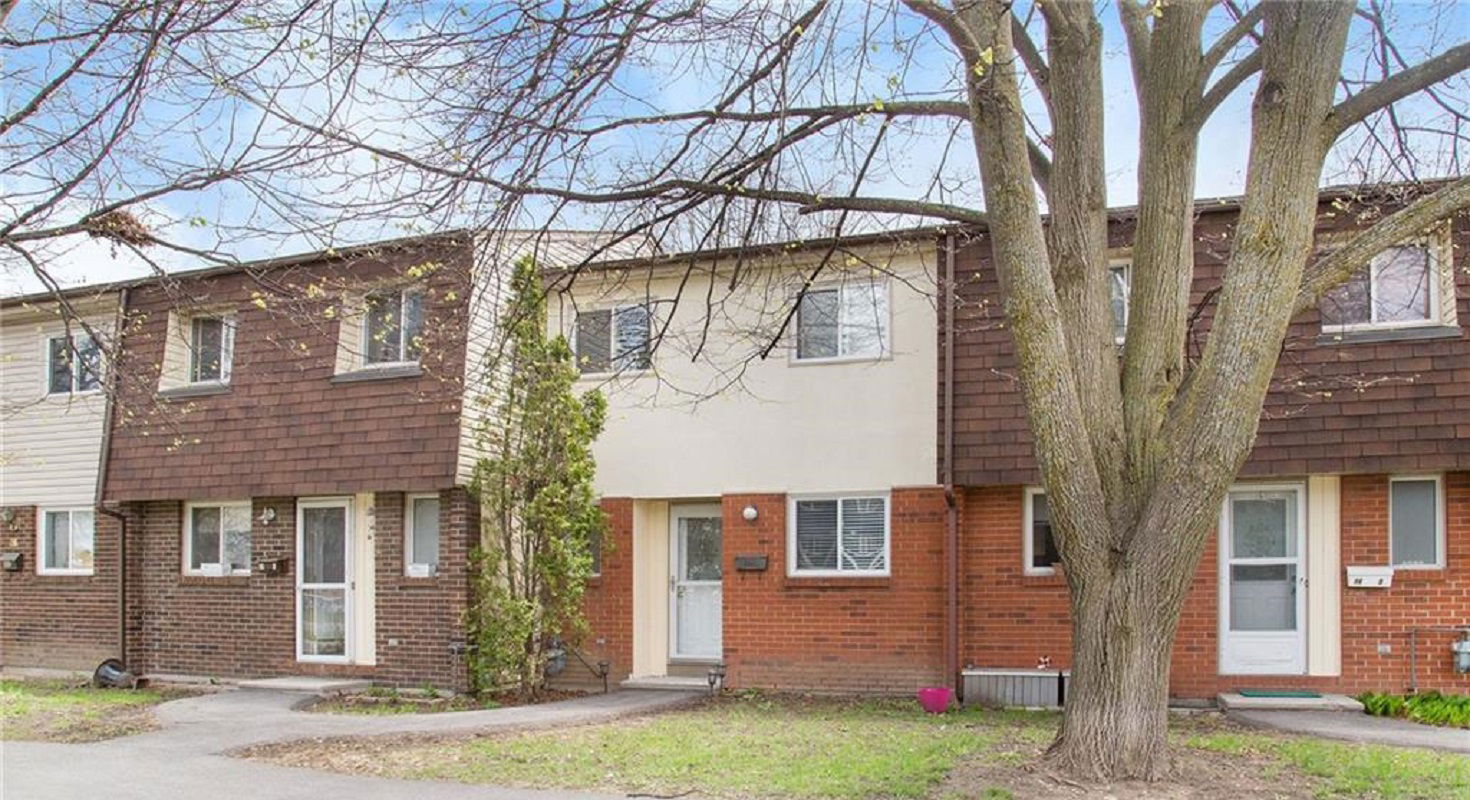 Bells Court, Ottawa, Toronto