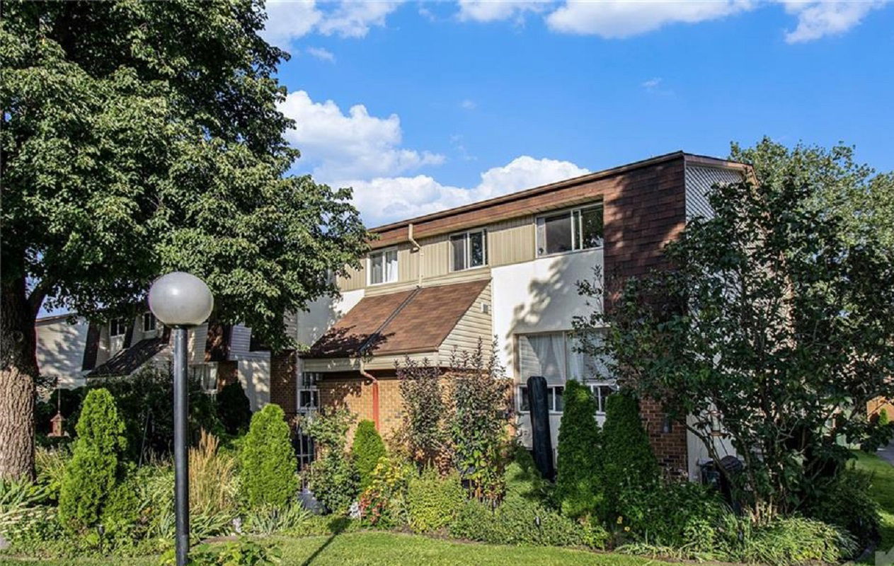 85 Seyton Drive Townhouses, Ottawa, Toronto