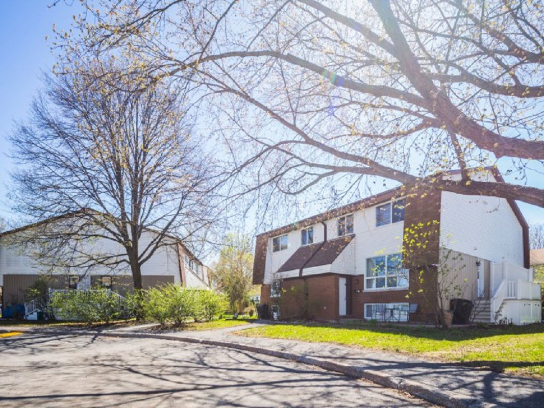 Lovell Lane Townhouses, Ottawa, Toronto