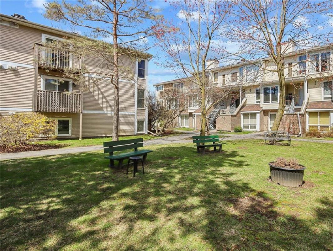 Shehyn Lane Townhouses, Ottawa, Toronto