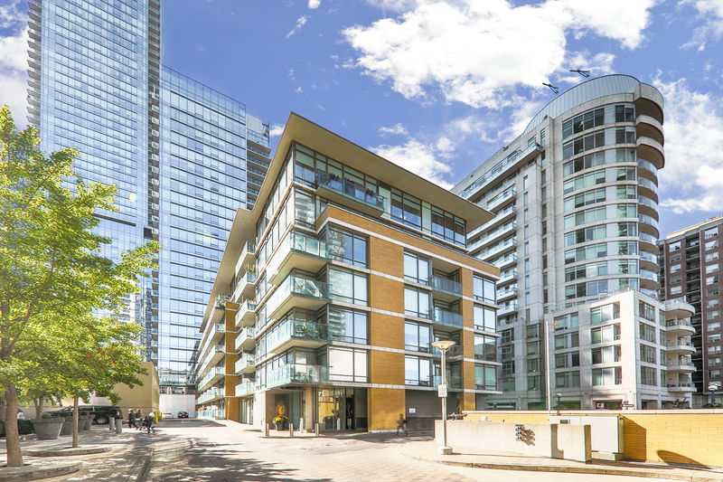 The Villas at 18 Yorkville