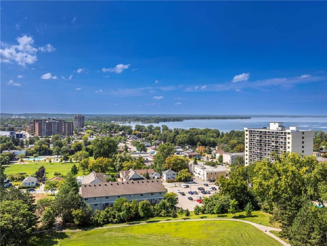 Skyline — Marina Bay, Ottawa, Toronto