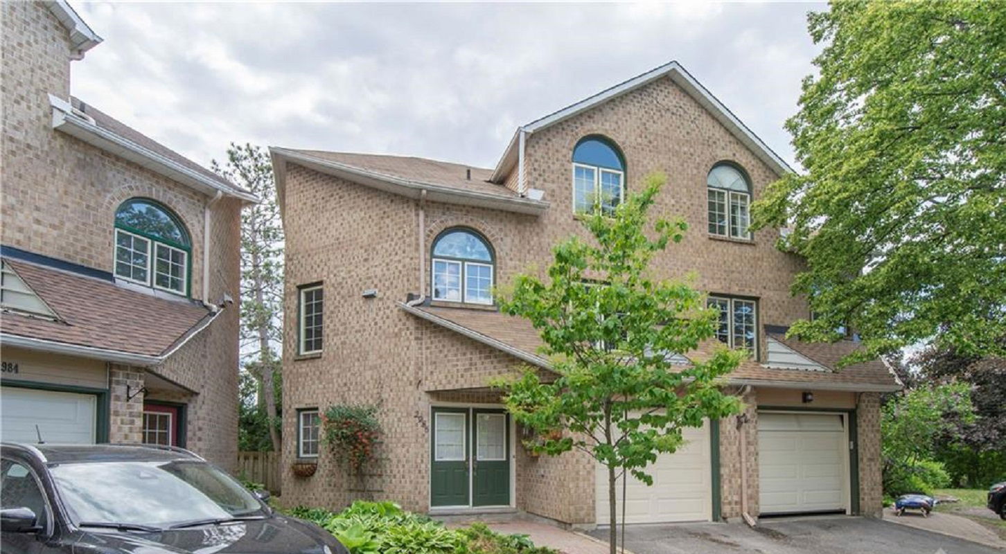 Mosgrove Court, Ottawa, Toronto