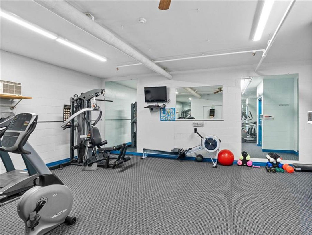 Gym — Manor House, Ottawa, Toronto