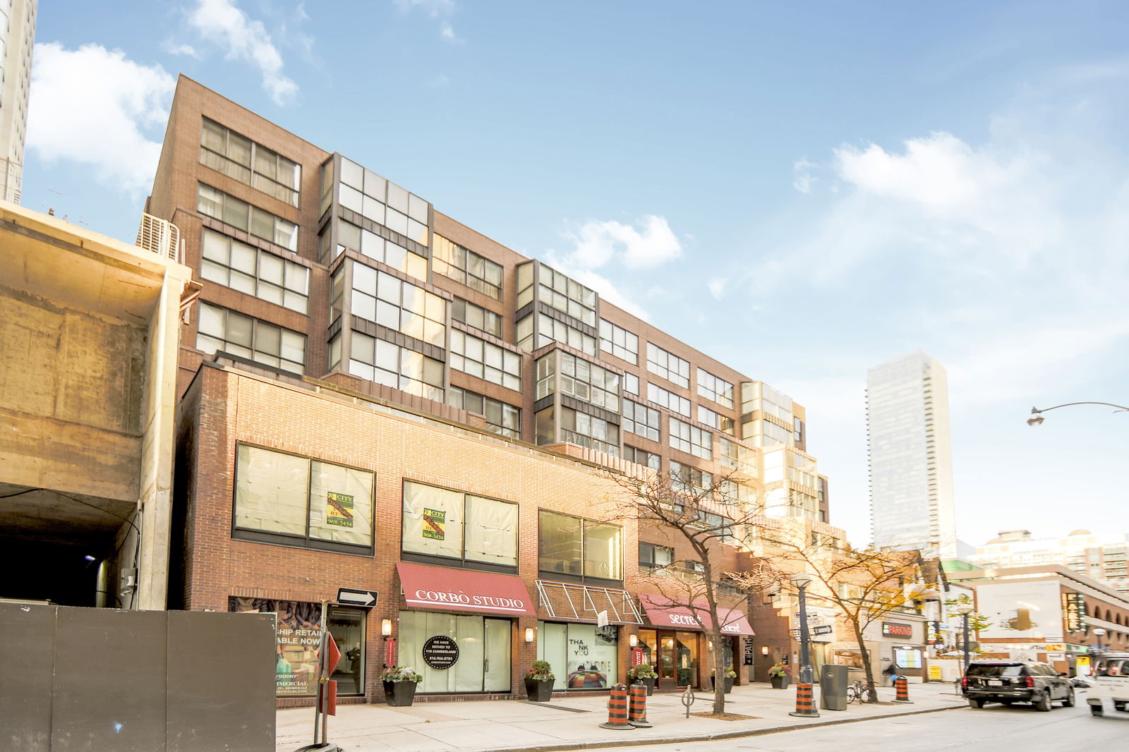 Exterior — Renaissance Court Residences, Downtown, Toronto