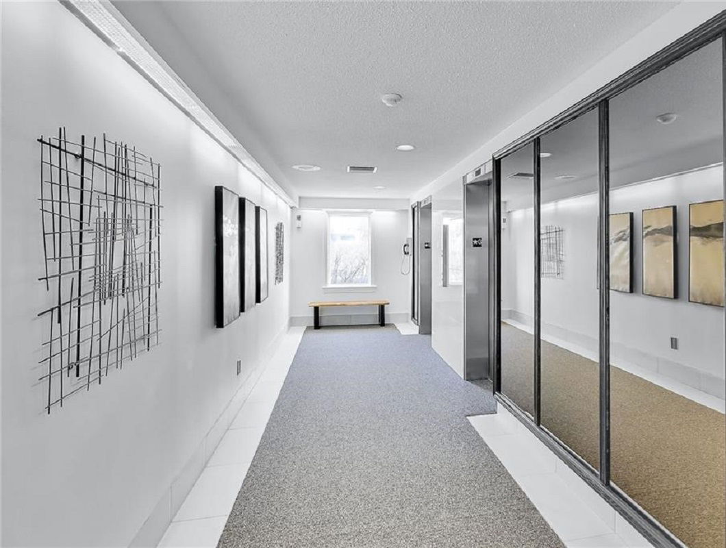 Lobby — 1100 Ambleside Drive, Ottawa, Toronto