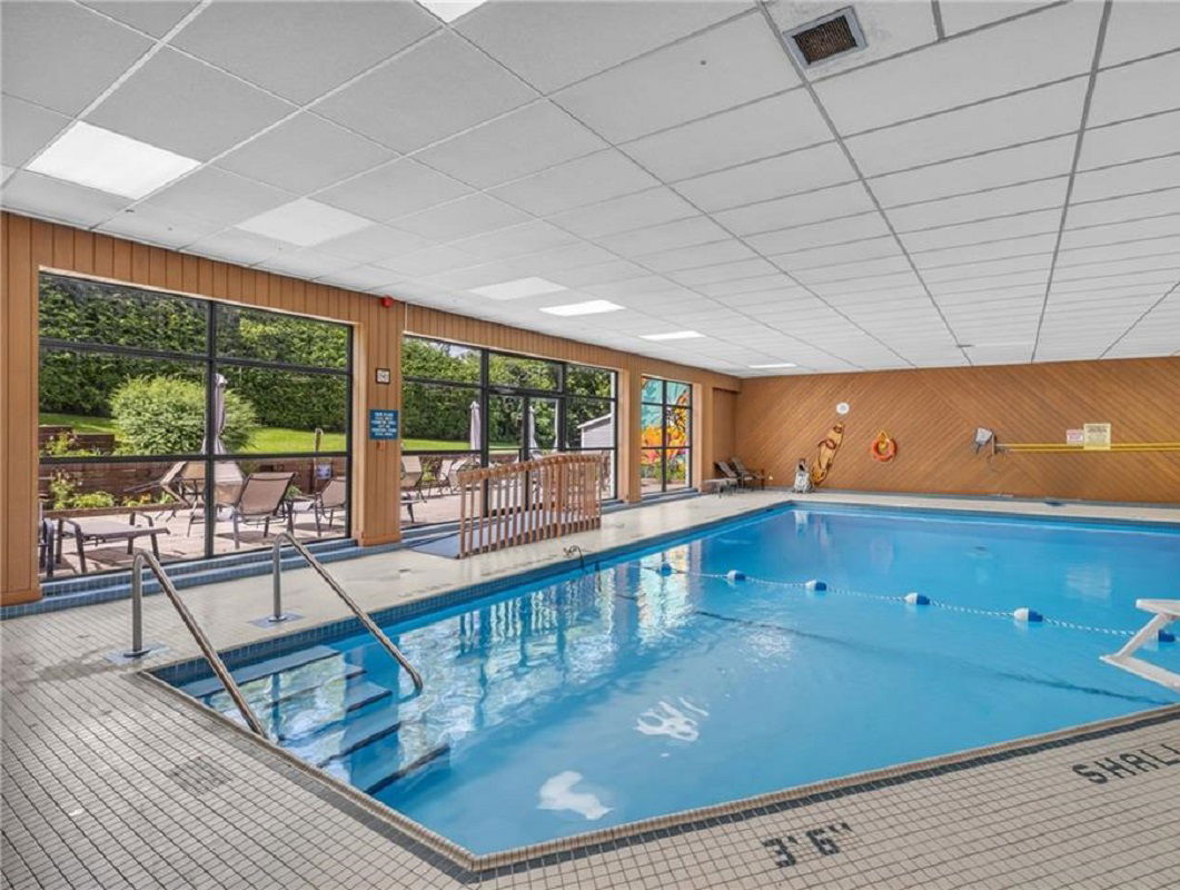 Pool — 1025 Richmond Road, Ottawa, Toronto