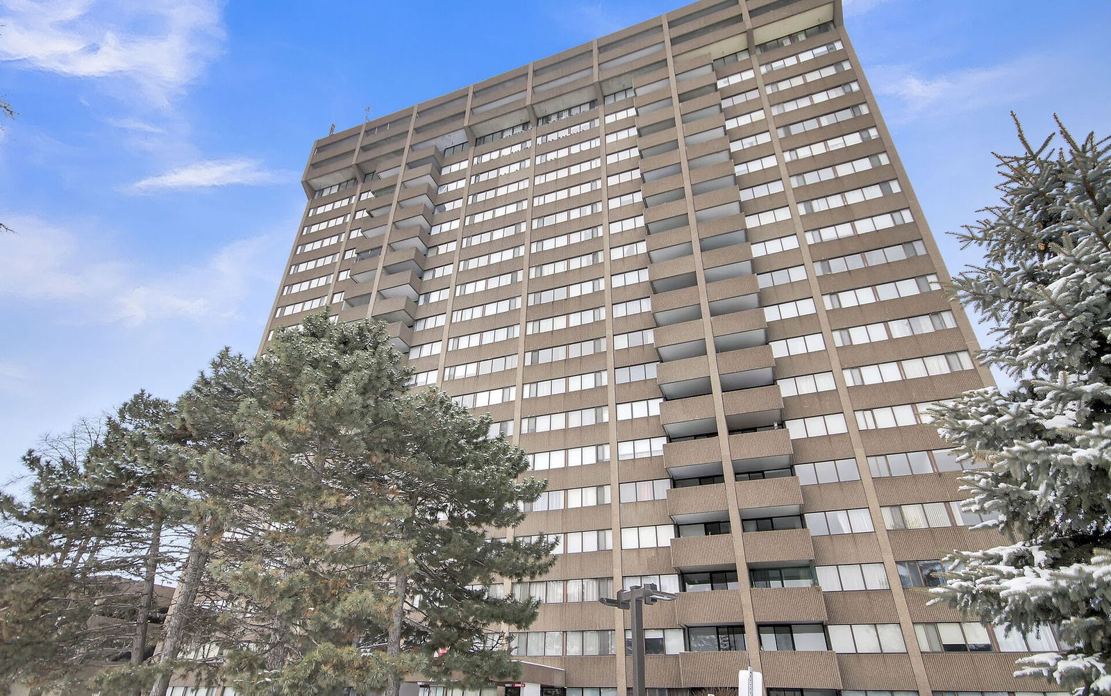 Strathmore Towers, Ottawa, Toronto