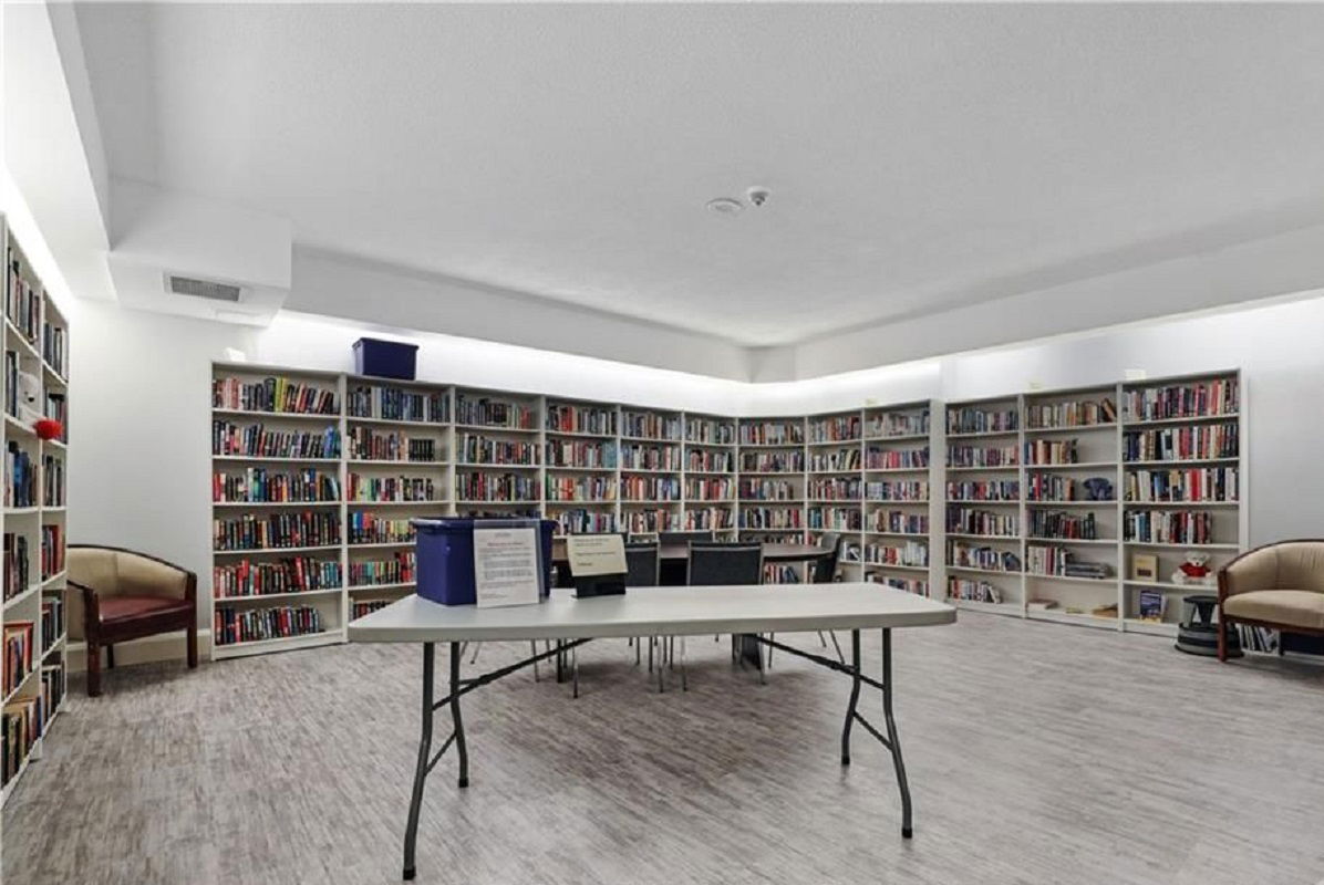 Library — Atrium II, Ottawa, Toronto