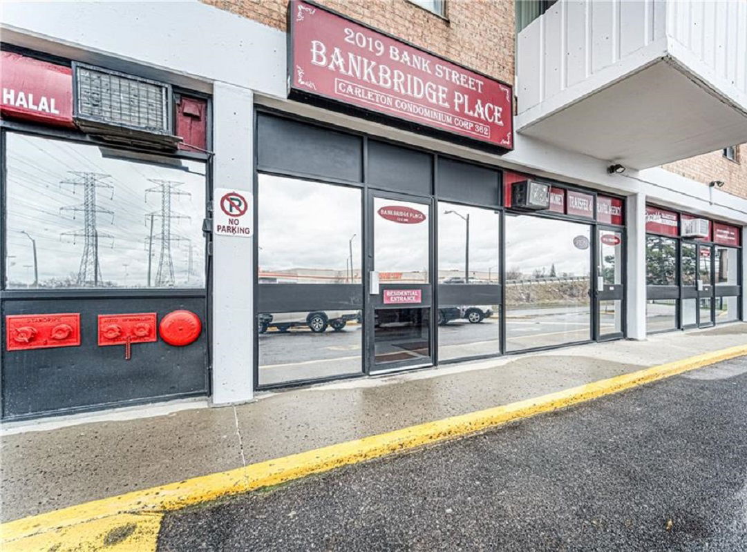 Entrance — Bankbridge Place, Ottawa, Toronto