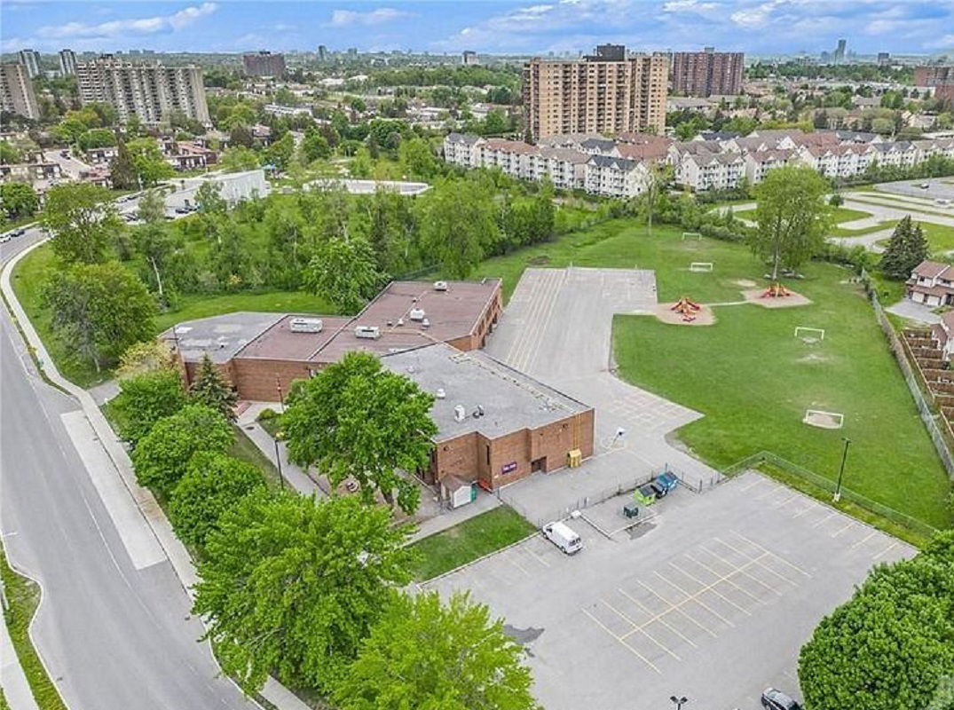 Skyline — Paddington Court, Ottawa, Toronto