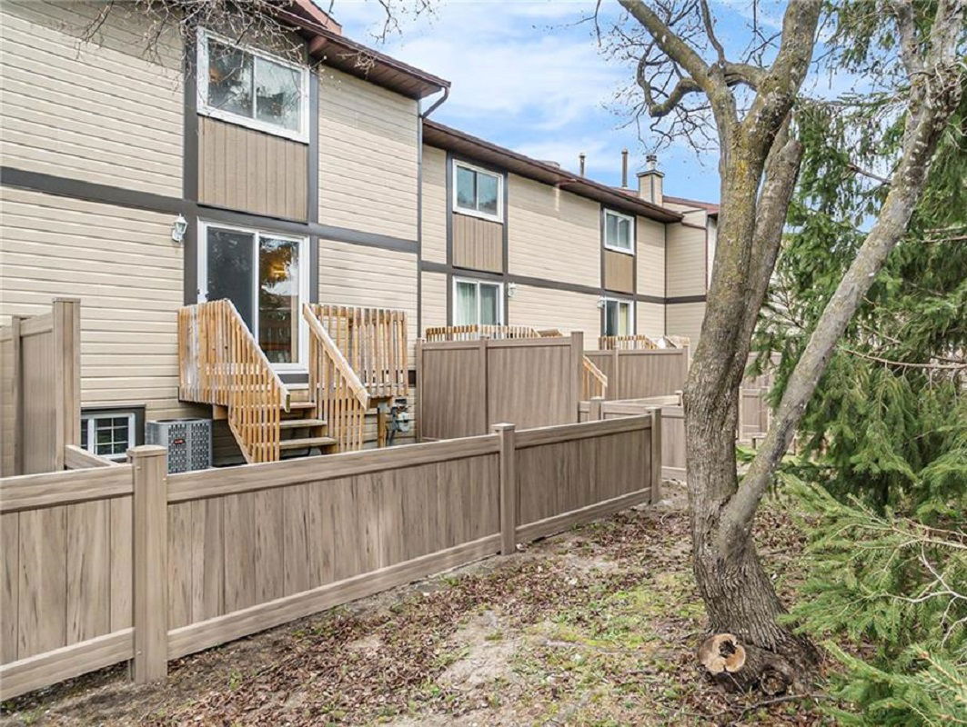 Temby Private Townhomes, Ottawa, Toronto