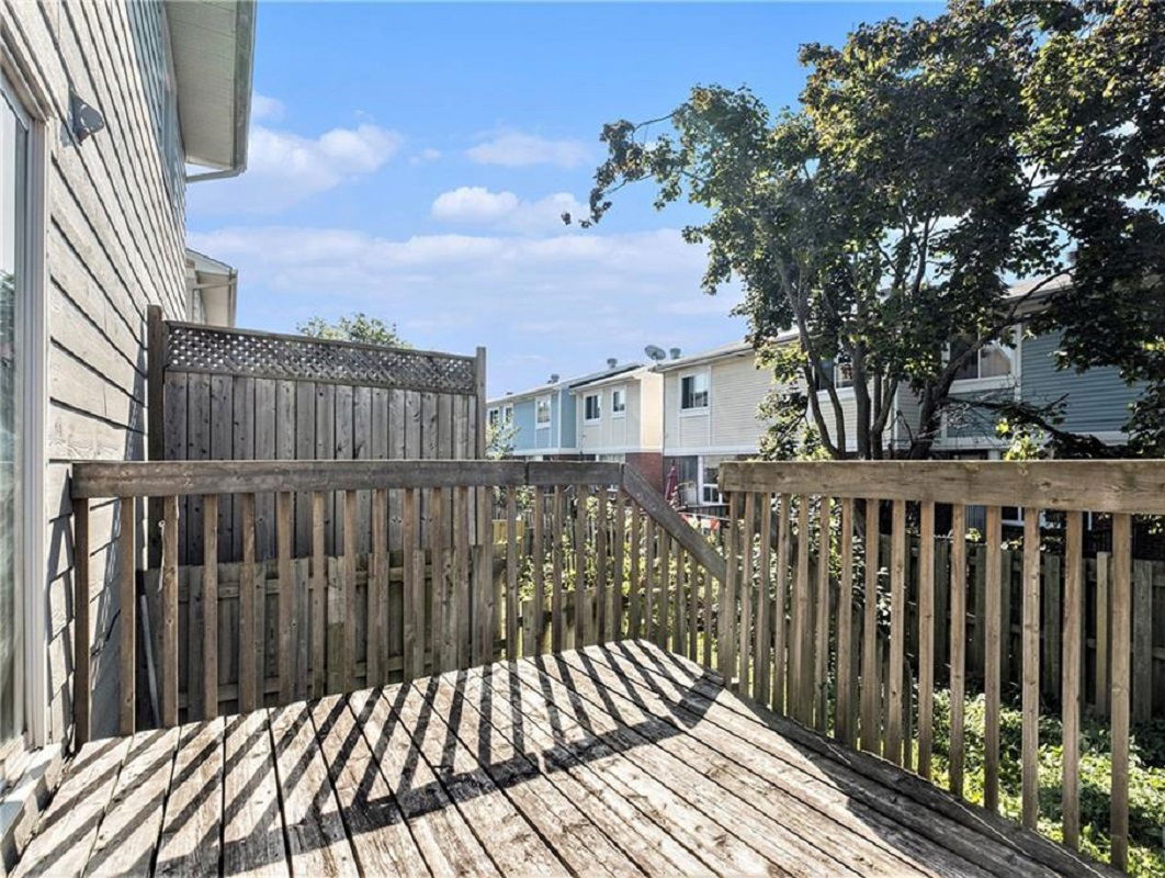 Patio — Stamford Private Townhouses, Ottawa, Toronto