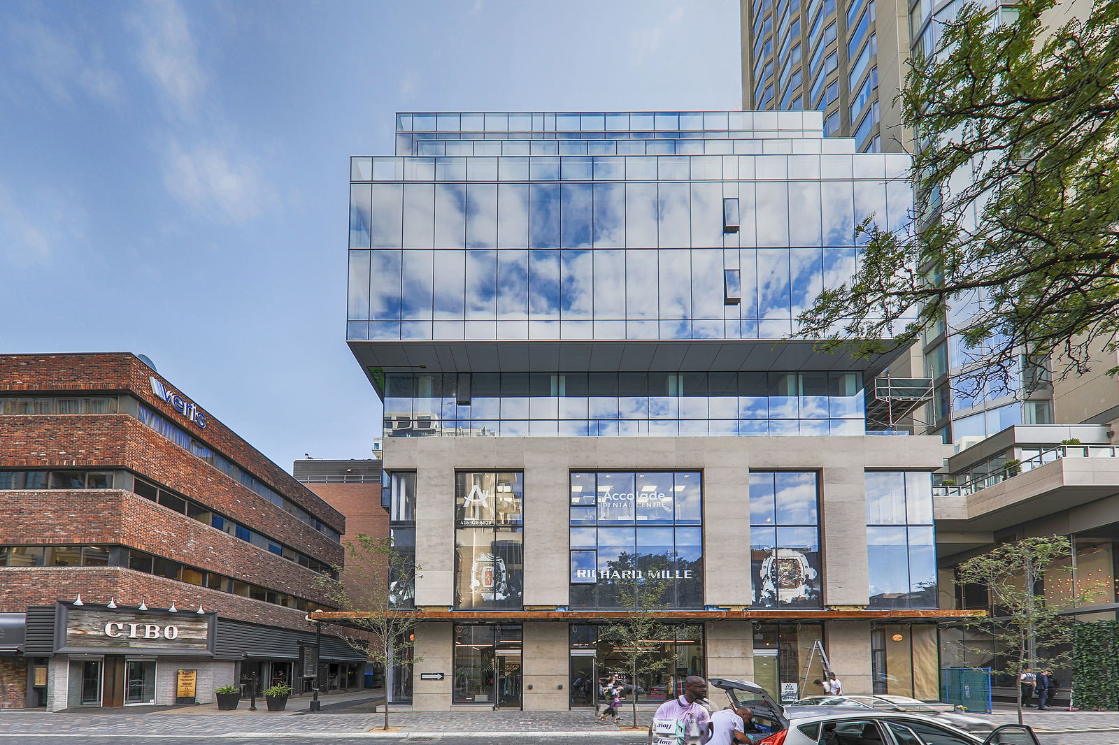 Exterior Facade — Deca Yorkville, Downtown, Toronto