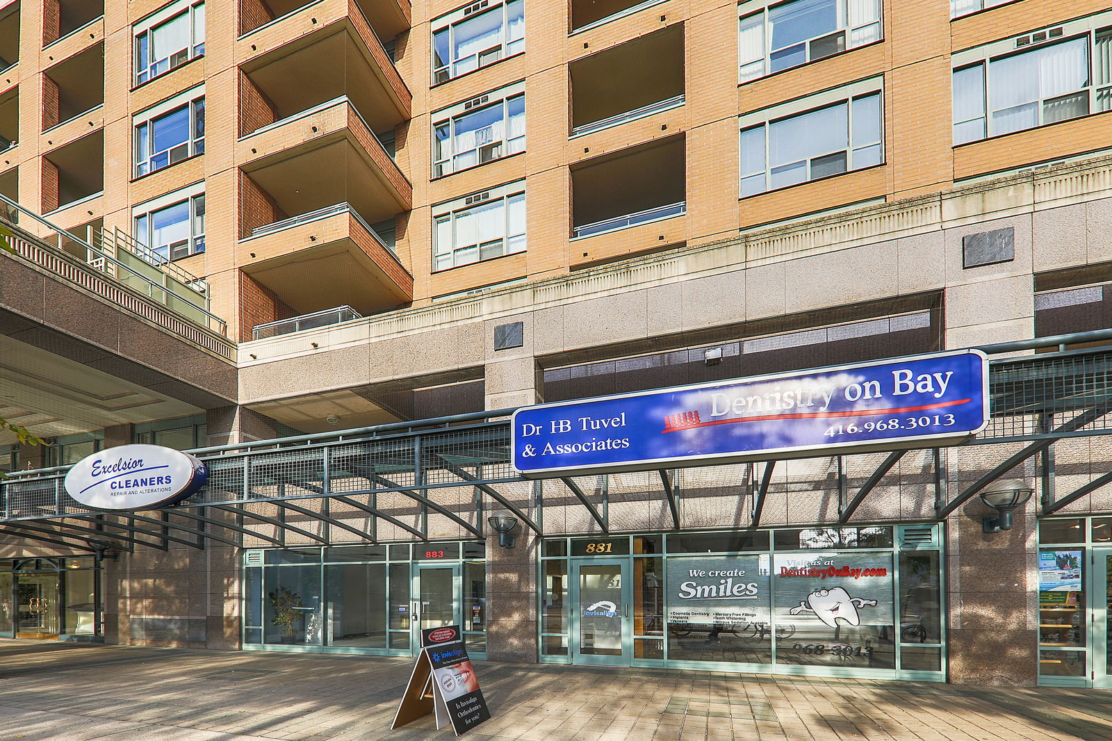 Commercial — Opera Place II, Downtown, Toronto