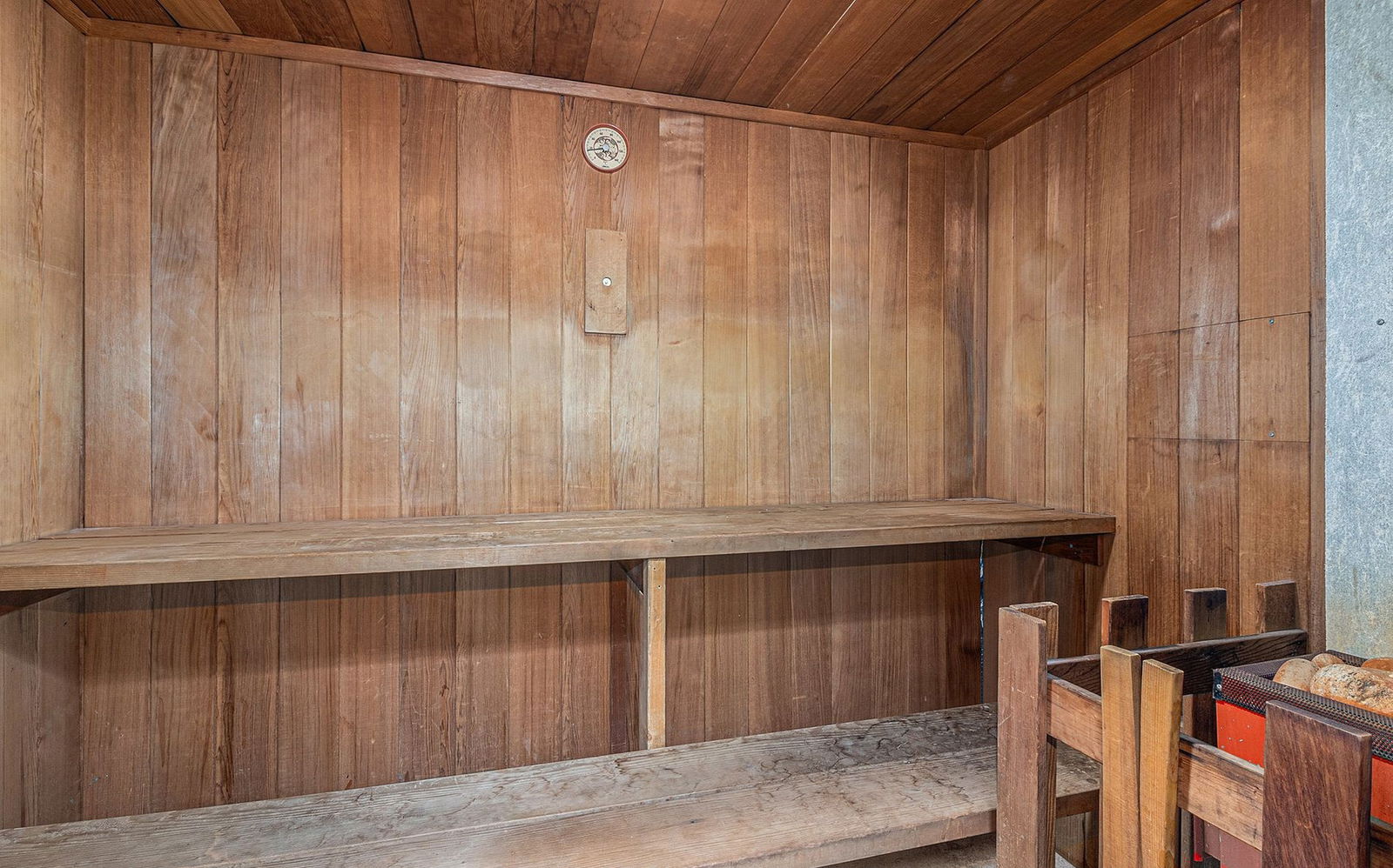 Sauna — Ann Manor, Ottawa, Toronto