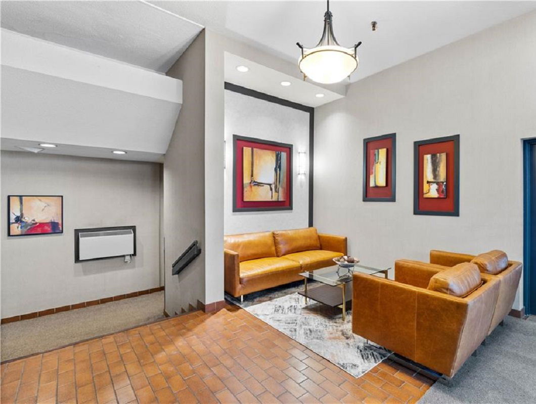 Lobby — Somerset Place, Ottawa, Toronto