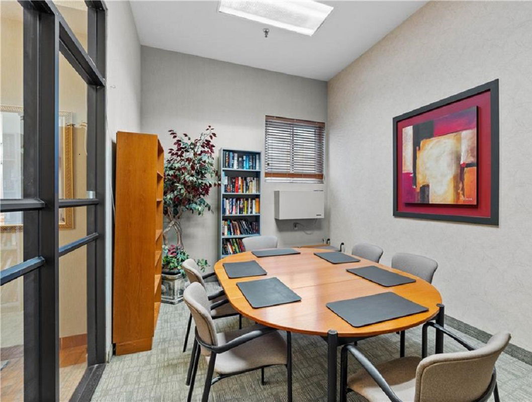 Room — Somerset Place, Ottawa, Toronto