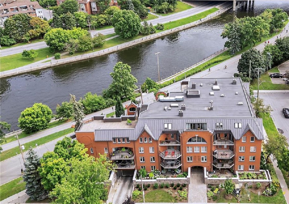 One Thirty Queen Elizabeth, Ottawa, Toronto