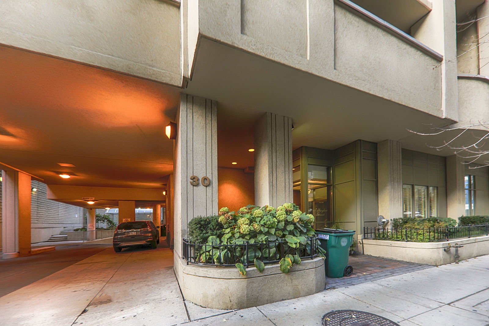 Entrance — Tiffany Terrace, Downtown, Toronto